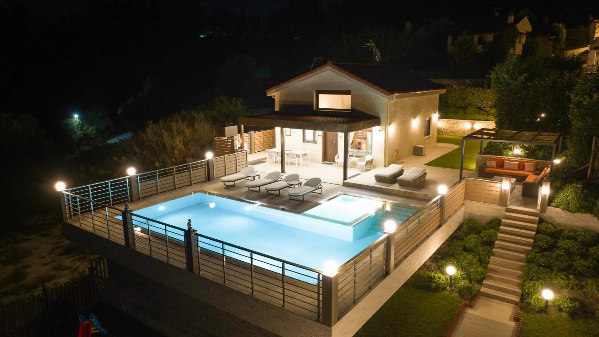 Aracelia Villas With Private Pool Σίβηρη
