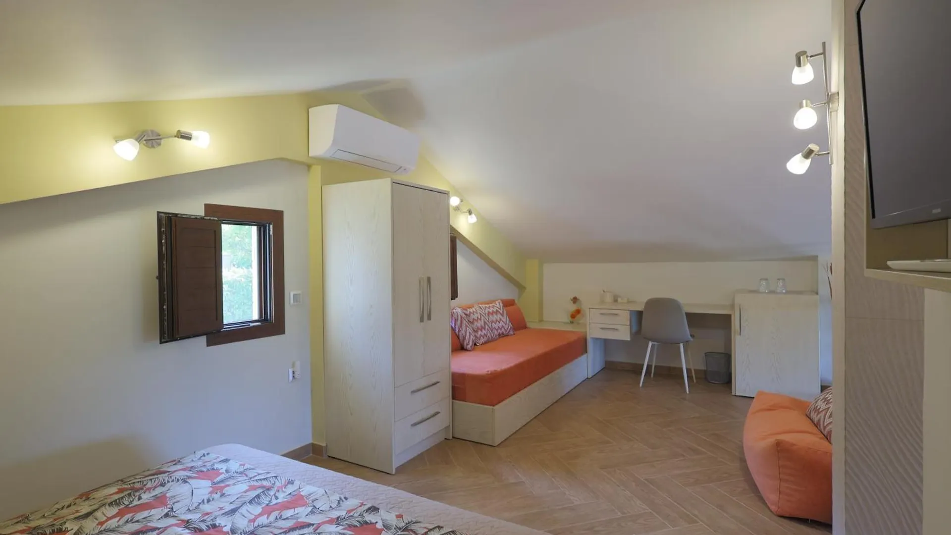 Aracelia Villas With Private Pool Siviri Grecia
